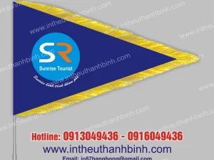 Cờ du lịch dẫn đoàn 1
