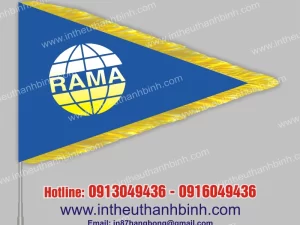 Cờ du lịch dẫn đoàn 18