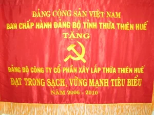 Cờ thêu 1