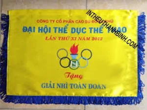 Cờ thêu 10